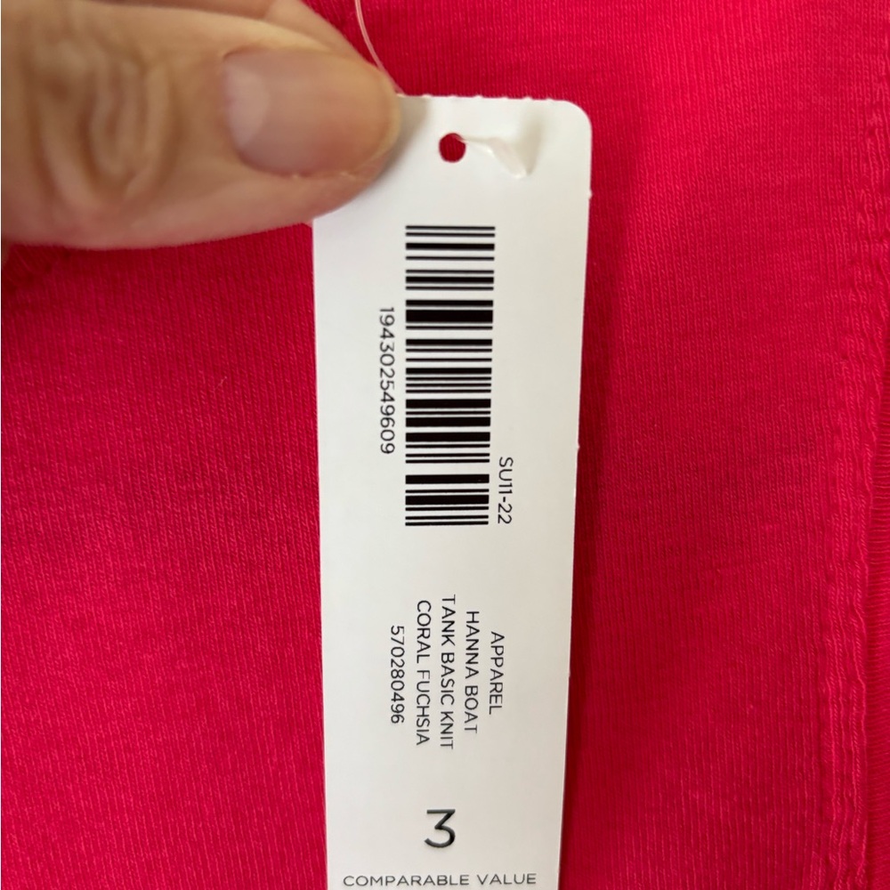 Chico's Hanna Boat Tank NWT - Picture 2 of 5